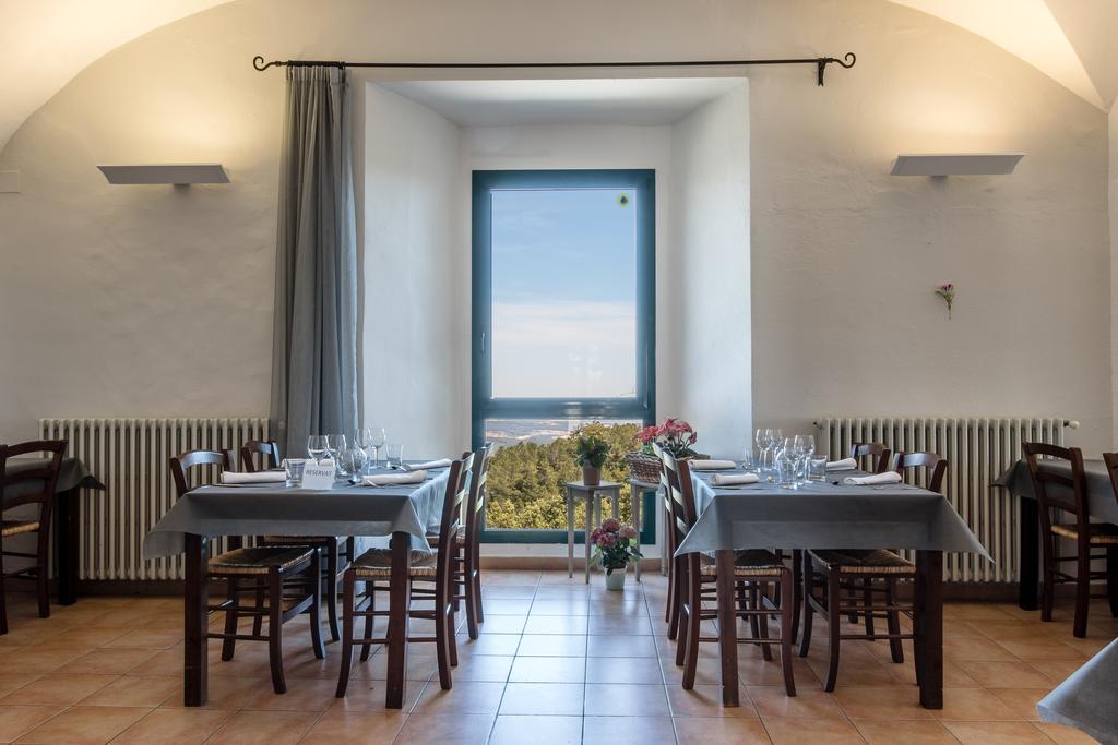 Hostatgeria Restaurant Els Angels Hotel Madremanya Zewnętrze zdjęcie